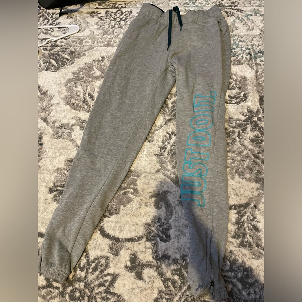 Nike Sweatpants